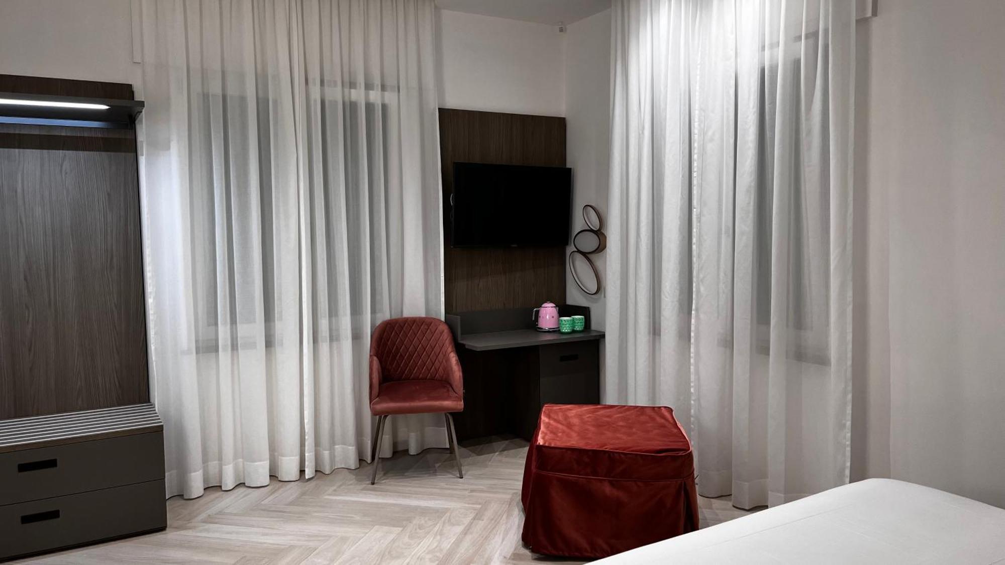 Patriziella 4 Rooms Сорренто Екстер'єр фото