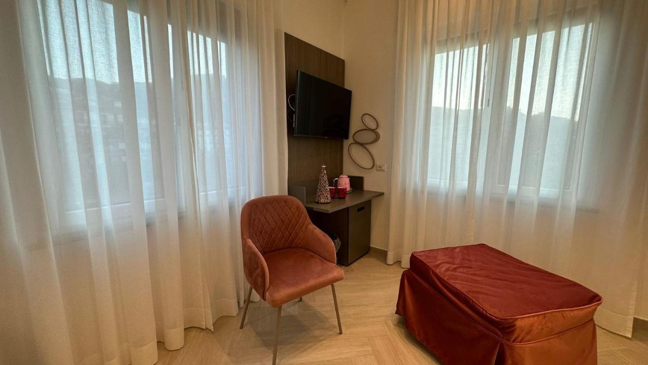 Patriziella 4 Rooms Сорренто Екстер'єр фото